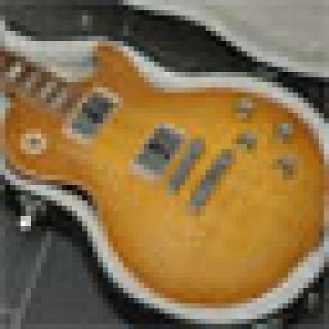 2009 Gibson Les Paul Standard.jpg
